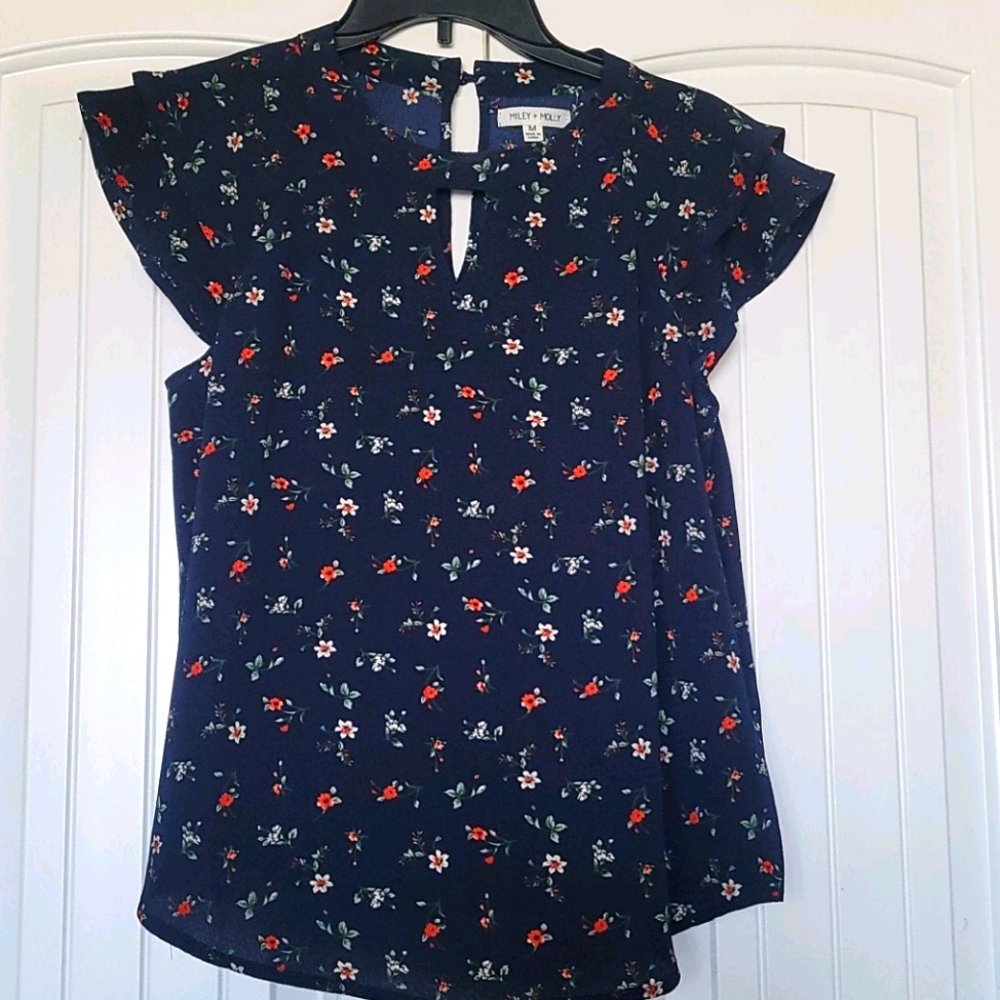 Navy blue key hole top